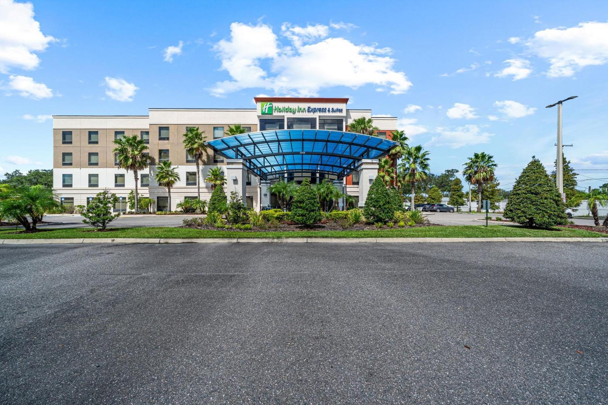 Holiday Inn Express & Suites Lakeland South, An Ihg Hotel Exterior foto